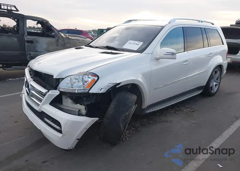 2011 Mercedes-Benz Gl 550 4Matic z USA, uszkodzony, nr VIN 4JGBF8GE2BA672688